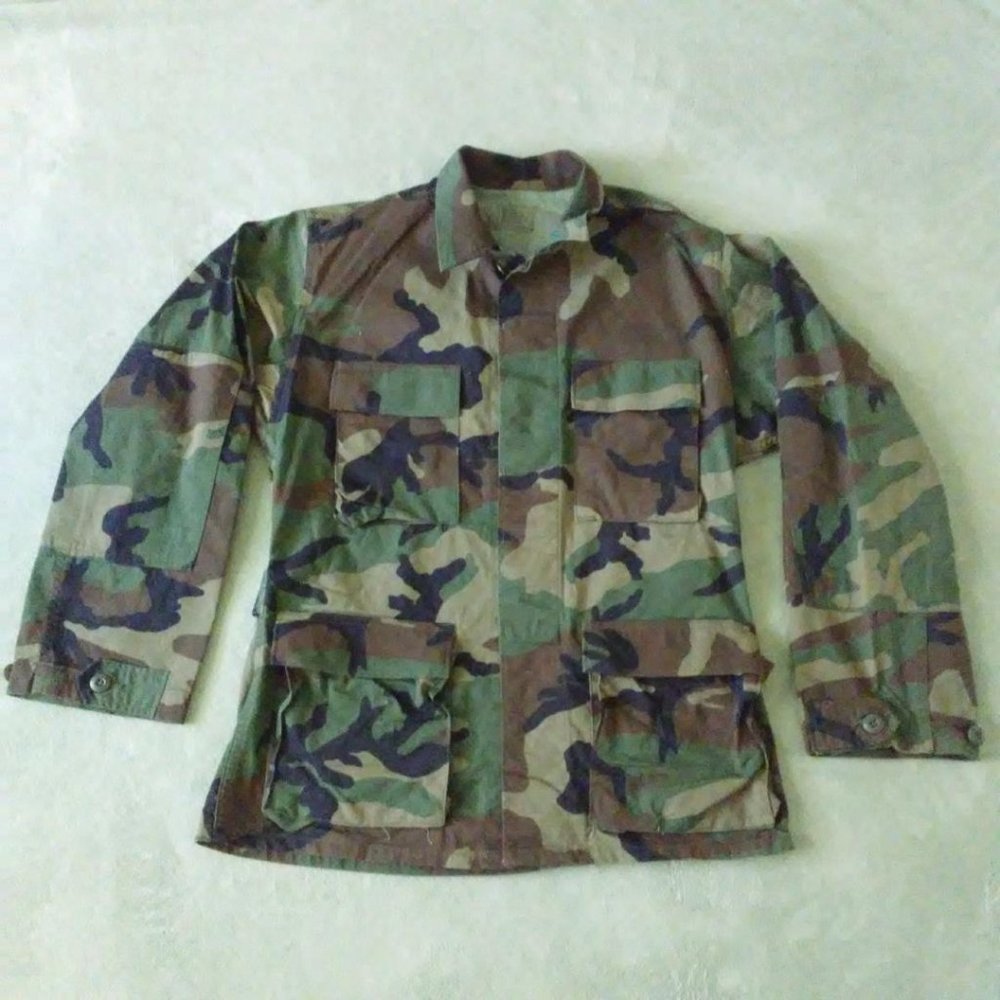Woodland Camauflage Men Combat Coat Size Small NWOT